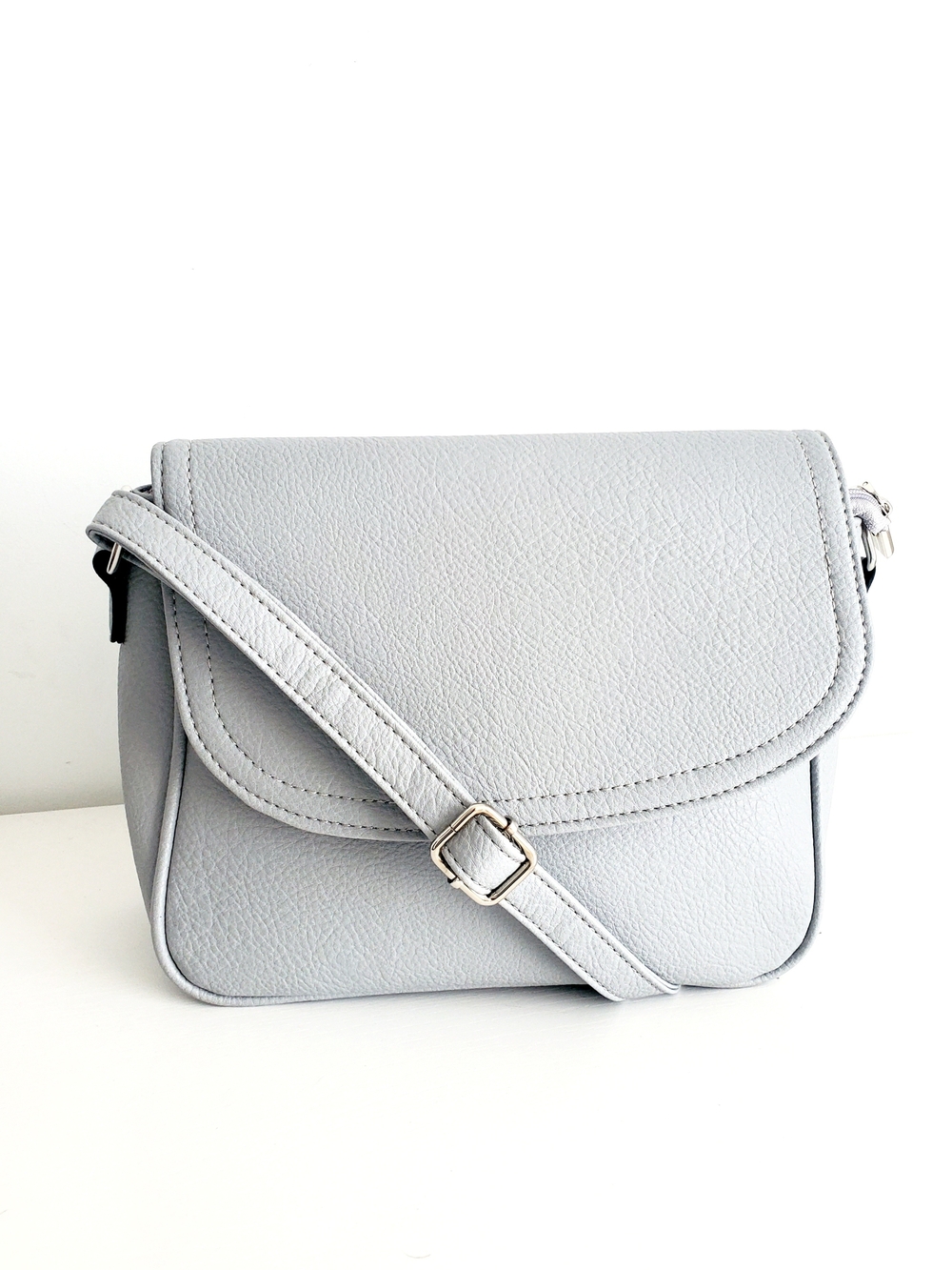 Light Gray Crossbody Saddle Bag - Casual Everyday Purse